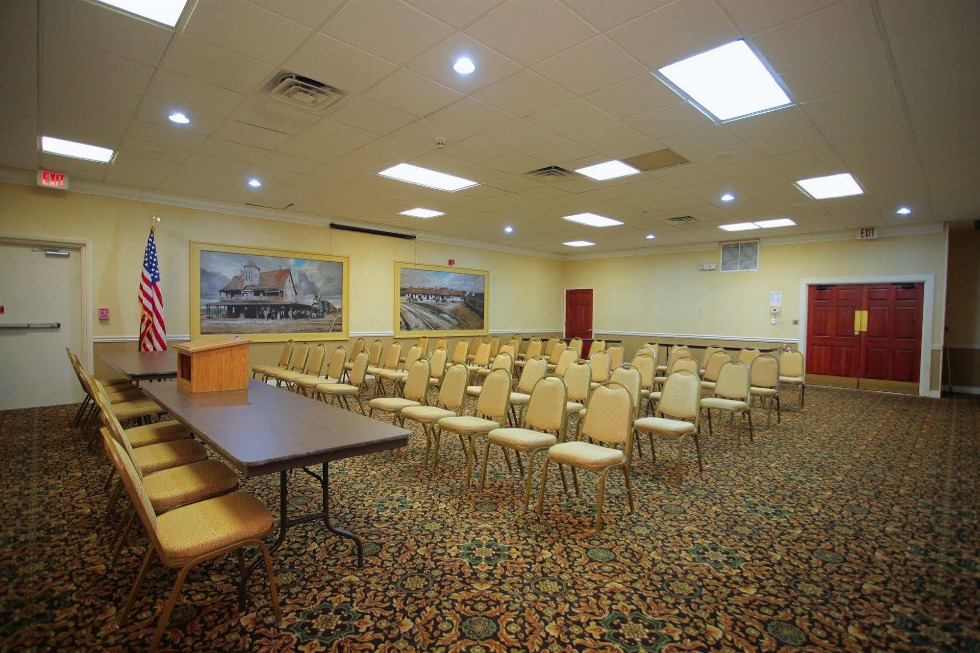 Quality Inn And Suites Palatka Riverfront Exterior foto